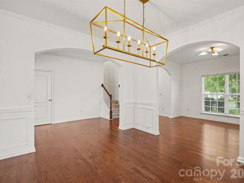 5810 Castlecove Road, Charlotte, NC 28273.  MLS# CAR4403893, YatesRealty ID 47259. 