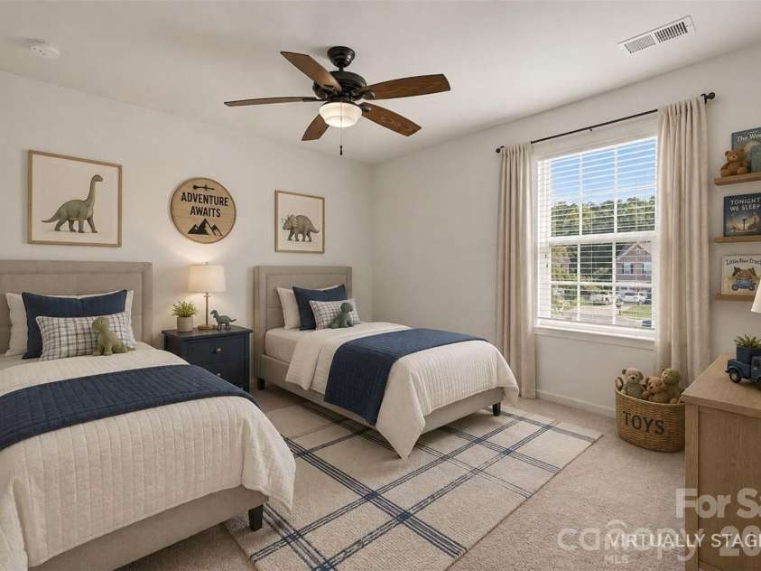 5810 Castlecove Road, Charlotte, NC 28273.  MLS# CAR4403893, YatesRealty ID 47259. 