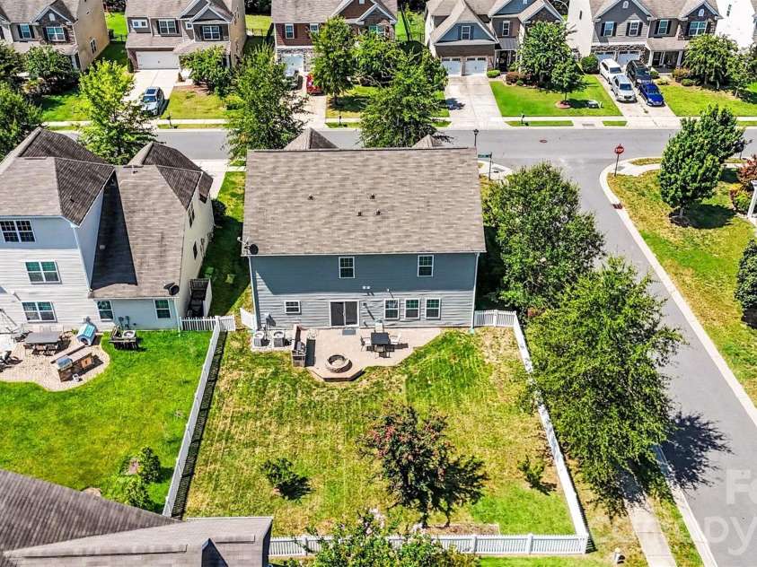 5810 Castlecove Road, Charlotte, NC 28273.  MLS# CAR4403893, YatesRealty ID 47259. 