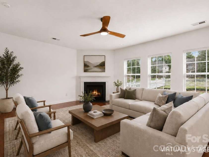 5810 Castlecove Road, Charlotte, NC 28273.  MLS# CAR4403893, YatesRealty ID 47259. 