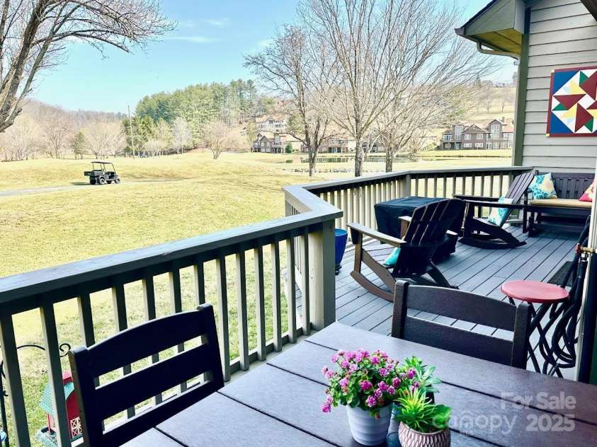 419 Landing Drive, Jefferson, NC 28640.  MLS# CAR4234238, YatesRealty ID 4726. 