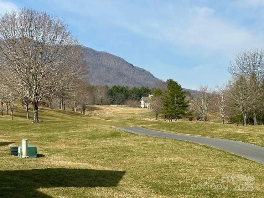 419 Landing Drive, Jefferson, NC 28640.  MLS# CAR4234238, YatesRealty ID 4726. 