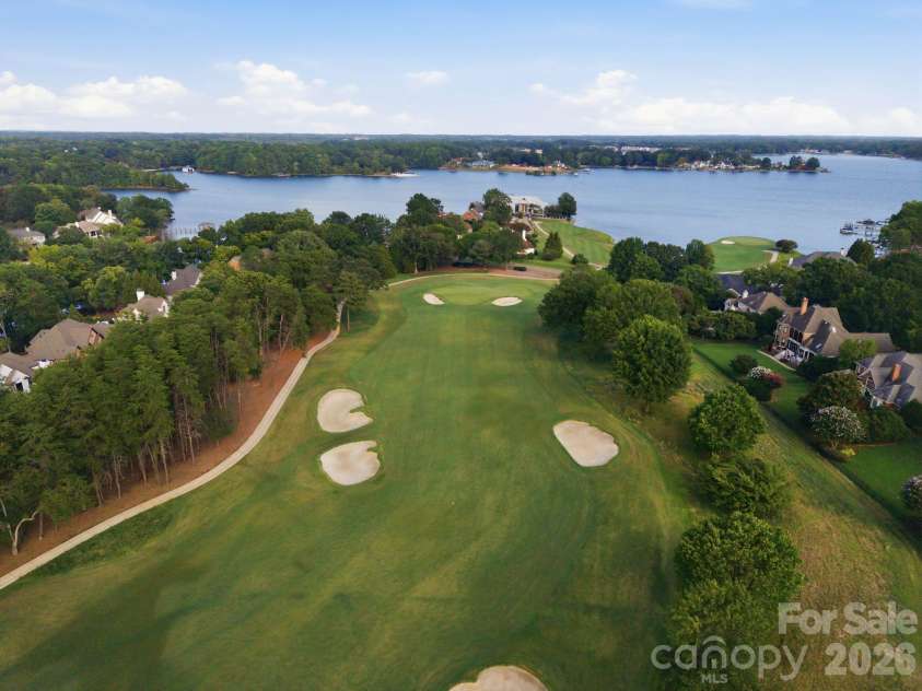 18802 Balmore Pines Lane, Cornelius, NC 28031.  MLS# CAR4415965, YatesRealty ID 47260. 