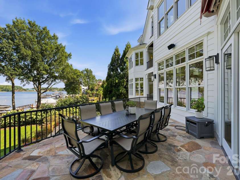 18802 Balmore Pines Lane, Cornelius, NC 28031.  MLS# CAR4415965, YatesRealty ID 47260. 