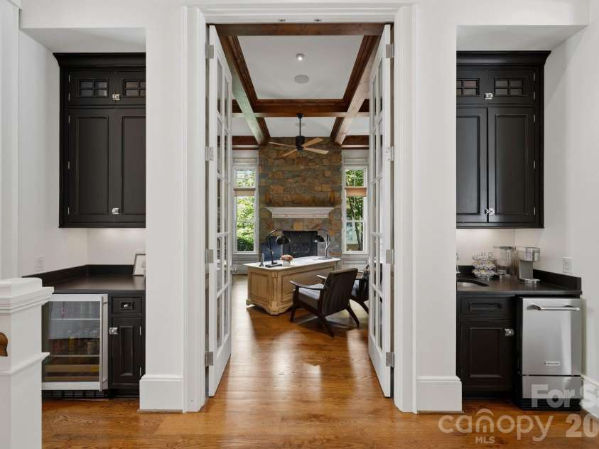 18802 Balmore Pines Lane, Cornelius, NC 28031.  MLS# CAR4415965, YatesRealty ID 47260. 