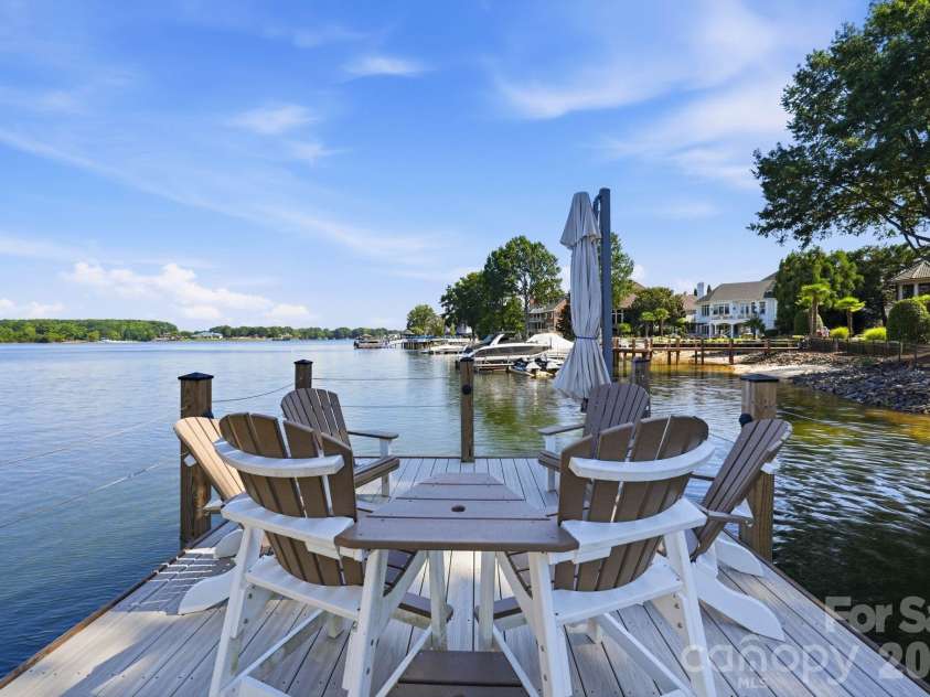 18802 Balmore Pines Lane, Cornelius, NC 28031.  MLS# CAR4415965, YatesRealty ID 47260. 