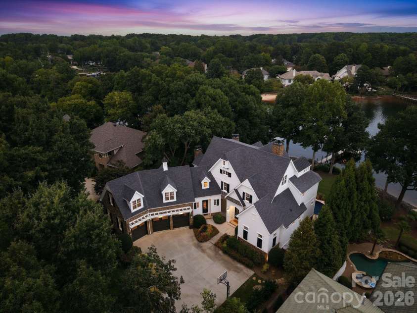 18802 Balmore Pines Lane, Cornelius, NC 28031.  MLS# CAR4415965, YatesRealty ID 47260. 