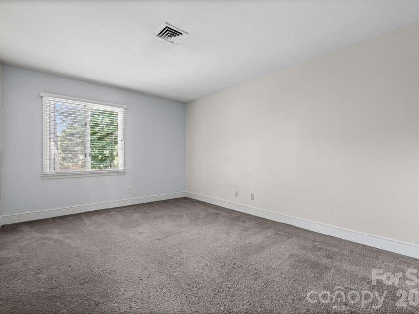 233 Laburn Avenue, Charlotte, NC 28214.  MLS# CAR4418605, YatesRealty ID 47262. 2ND BEDROOM