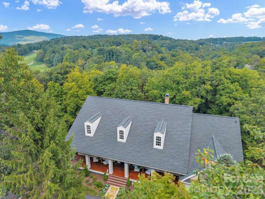 368 Green Hill Woods, Blowing Rock, NC 28605.  MLS# CAR4411772, YatesRealty ID 47263. 