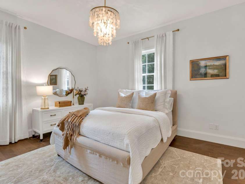 368 Green Hill Woods, Blowing Rock, NC 28605.  MLS# CAR4411772, YatesRealty ID 47263. Main-level bedroom suite 3