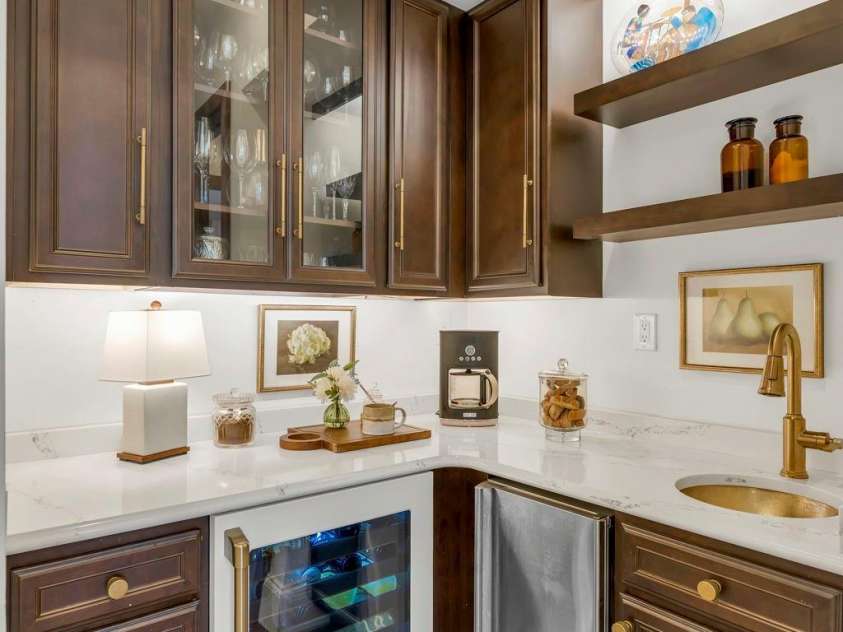 368 Green Hill Woods, Blowing Rock, NC 28605.  MLS# CAR4411772, YatesRealty ID 47263. Pantry nook and wet bar off kitchen