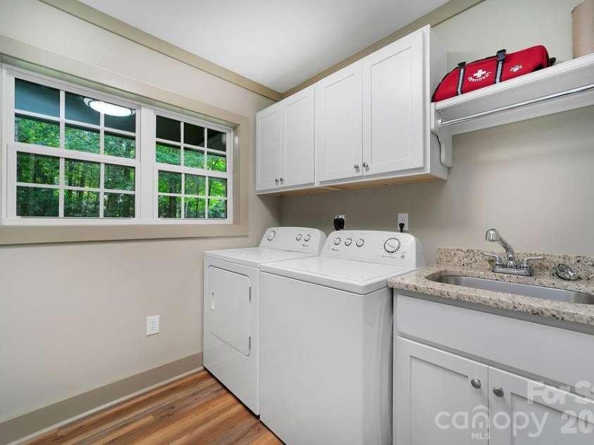 503 Cliff Ridge Drive, Cleveland, SC 29635.  MLS# CAR4418547, YatesRealty ID 47265. Laundry