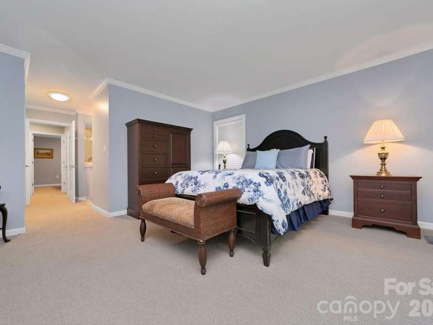 503 Cliff Ridge Drive, Cleveland, SC 29635.  MLS# CAR4418547, YatesRealty ID 47265. Primary Bedroom