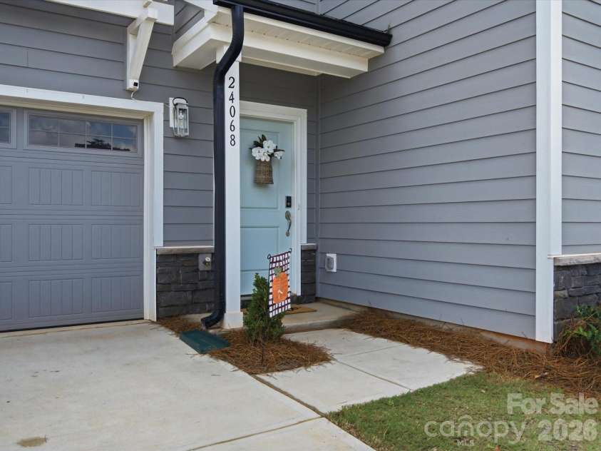 24068 Sailfish Drive, Lancaster, SC 29720.  MLS# CAR4419061, YatesRealty ID 47267. 