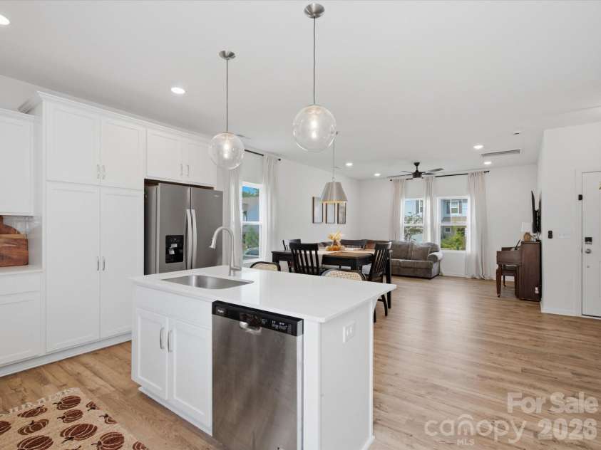 24068 Sailfish Drive, Lancaster, SC 29720.  MLS# CAR4419061, YatesRealty ID 47267. 