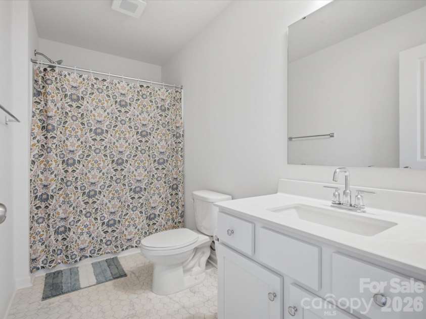 24068 Sailfish Drive, Lancaster, SC 29720.  MLS# CAR4419061, YatesRealty ID 47267. 
