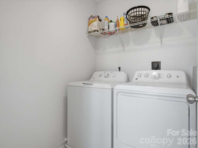 24068 Sailfish Drive, Lancaster, SC 29720.  MLS# CAR4419061, YatesRealty ID 47267. 