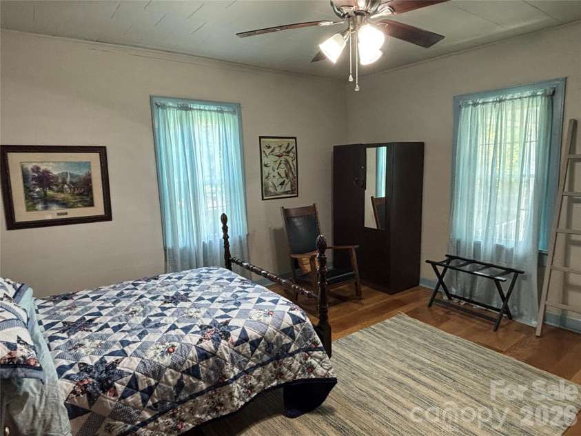 54 Jaimes Lane, Bakersville, NC 28705.  MLS# CAR4418961, YatesRealty ID 47269. 