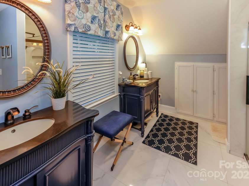 191 Briarwood Drive, Rutherfordton, NC 28139.  MLS# CAR4287792, YatesRealty ID 4727. 