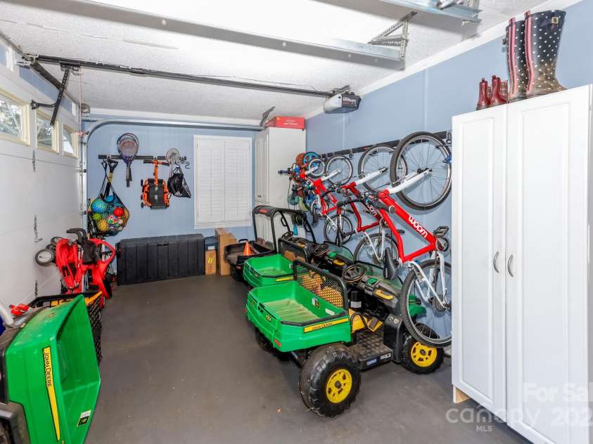 191 Briarwood Drive, Rutherfordton, NC 28139.  MLS# CAR4287792, YatesRealty ID 4727. 