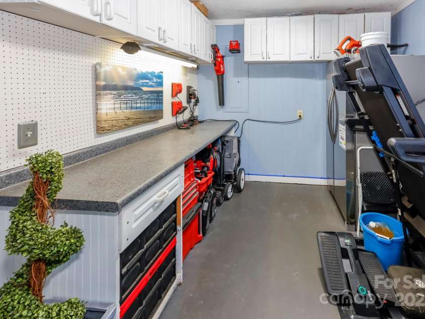 191 Briarwood Drive, Rutherfordton, NC 28139.  MLS# CAR4287792, YatesRealty ID 4727. 