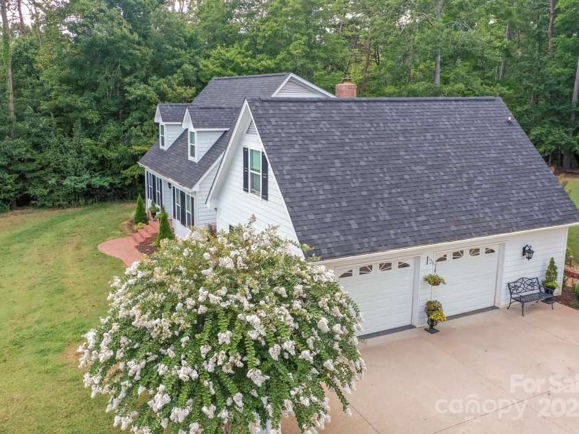 191 Briarwood Drive, Rutherfordton, NC 28139.  MLS# CAR4287792, YatesRealty ID 4727. 