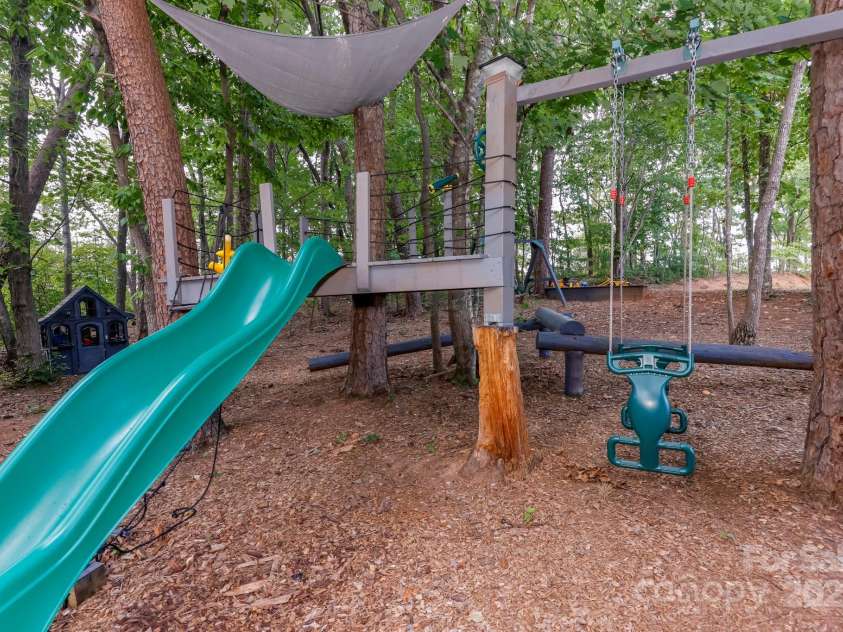 191 Briarwood Drive, Rutherfordton, NC 28139.  MLS# CAR4287792, YatesRealty ID 4727. 