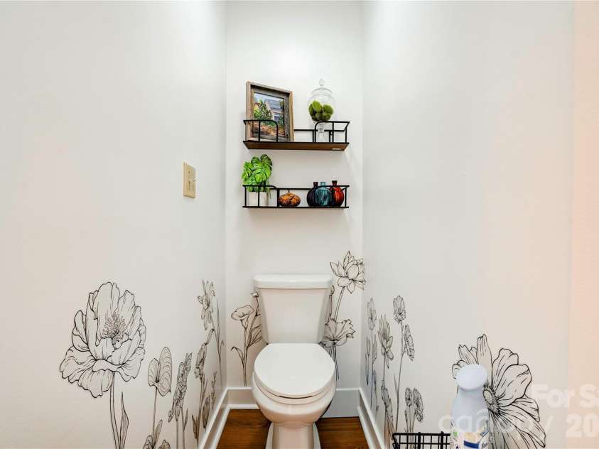 8 Charger Court, Shelby, NC 28152.  MLS# CAR4418696, YatesRealty ID 47270. Primary Bathroom