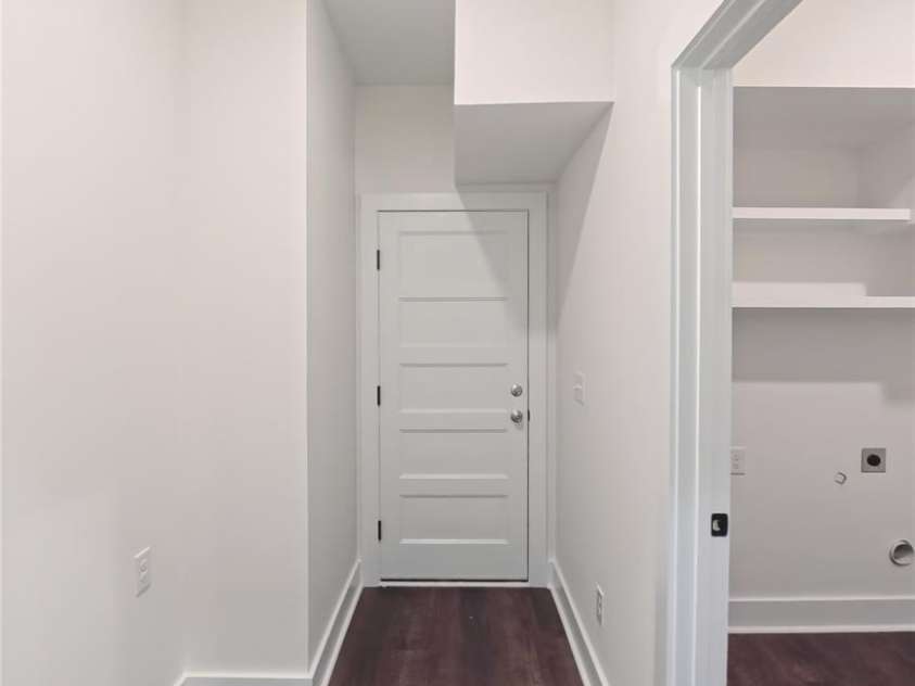 3155 Meadowcrest Drive, Clover, SC 29710.  MLS# CAR4416022, YatesRealty ID 47273. Garage Hallway