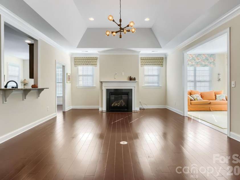 18311 Glenealy Drive, Cornelius, NC 28031.  MLS# CAR4418635, YatesRealty ID 47274. 
