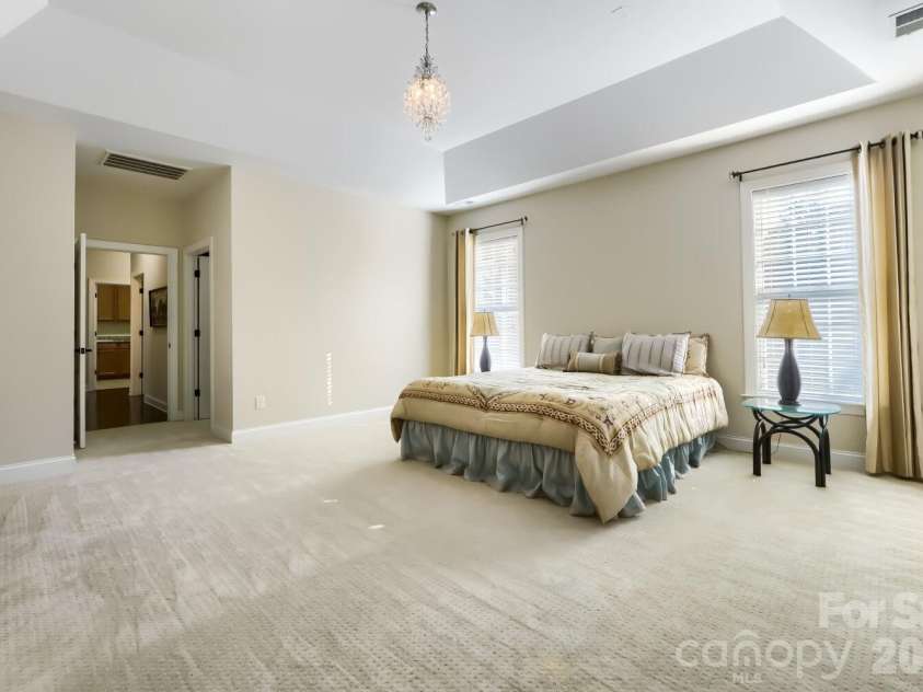 18311 Glenealy Drive, Cornelius, NC 28031.  MLS# CAR4418635, YatesRealty ID 47274. 