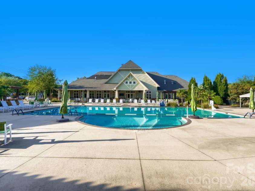18311 Glenealy Drive, Cornelius, NC 28031.  MLS# CAR4418635, YatesRealty ID 47274. 