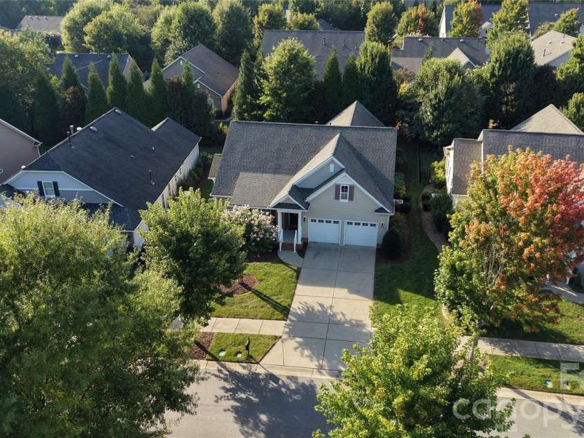 18311 Glenealy Drive, Cornelius, NC 28031.  MLS# CAR4418635, YatesRealty ID 47274. 