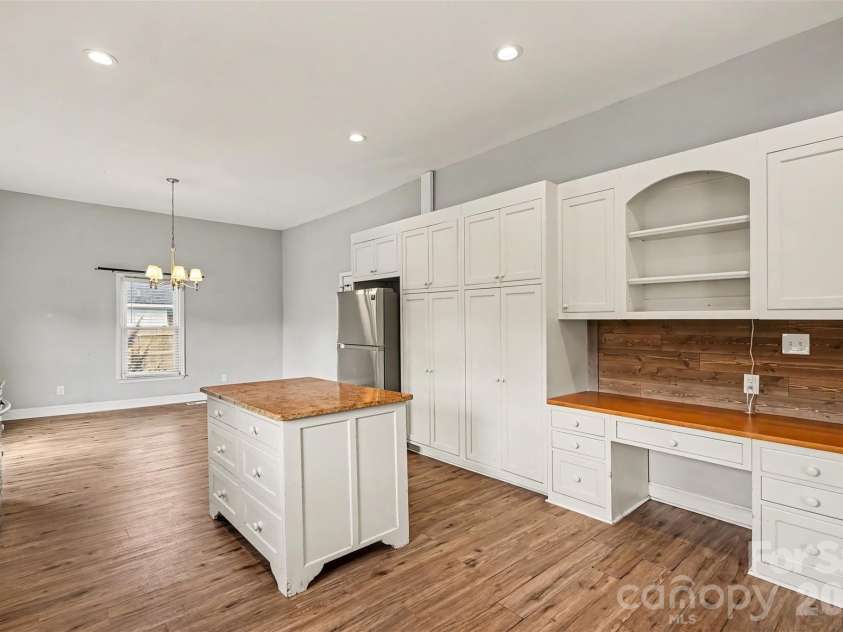 227 Cauthen Street, Heath Springs, SC 29058.  MLS# CAR4404918, YatesRealty ID 47275. Kitchen