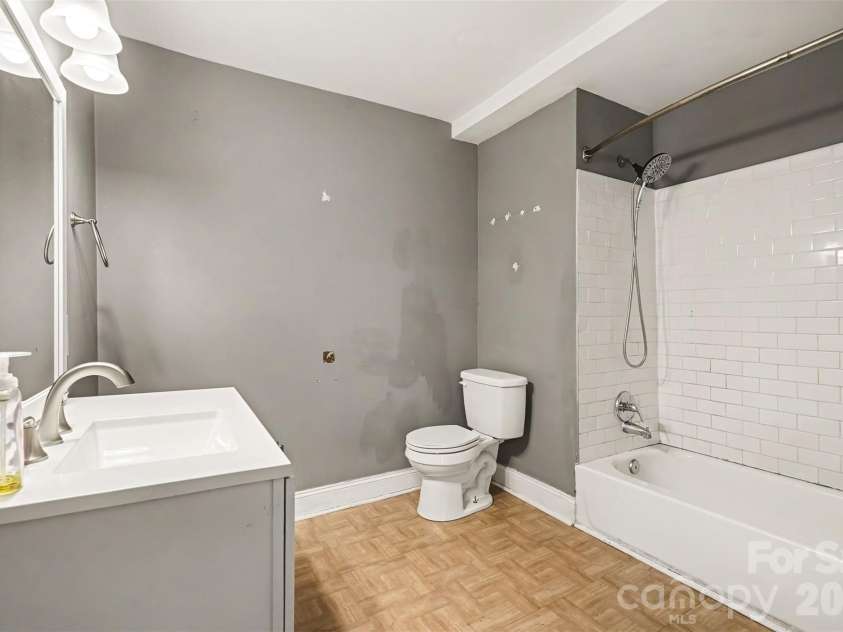 227 Cauthen Street, Heath Springs, SC 29058.  MLS# CAR4404918, YatesRealty ID 47275. Primary Bathroom