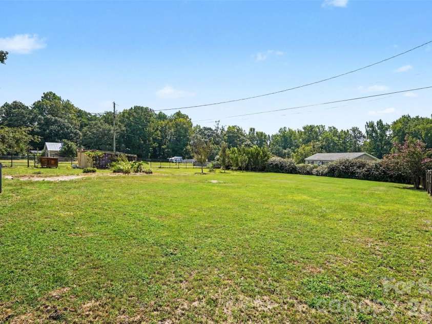 227 Cauthen Street, Heath Springs, SC 29058.  MLS# CAR4404918, YatesRealty ID 47275. Spacious backyard
