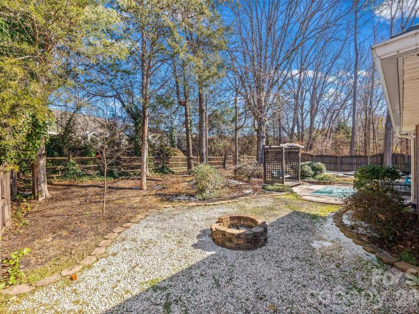 124 Zimmerman Drive, Fort Mill, SC 29708.  MLS# CAR4341196, YatesRealty ID 4728. 