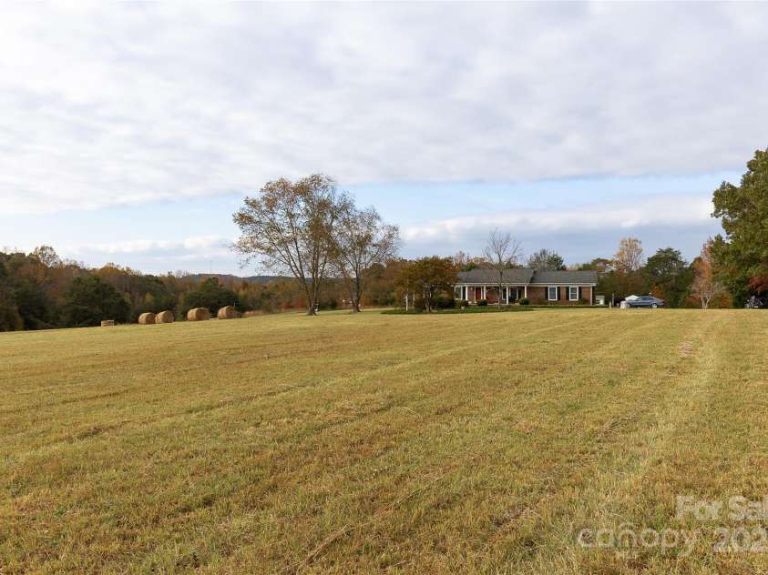 535 Holly Ridge Road, Grover, NC 28073.  MLS# CAR4183886, YatesRealty ID 4728. Front Exterior