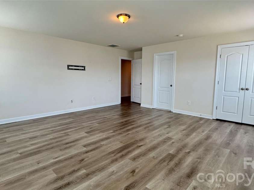 2082 Feldspar Drive, Davidson, NC 28036.  MLS# CAR4418726, YatesRealty ID 47280. 