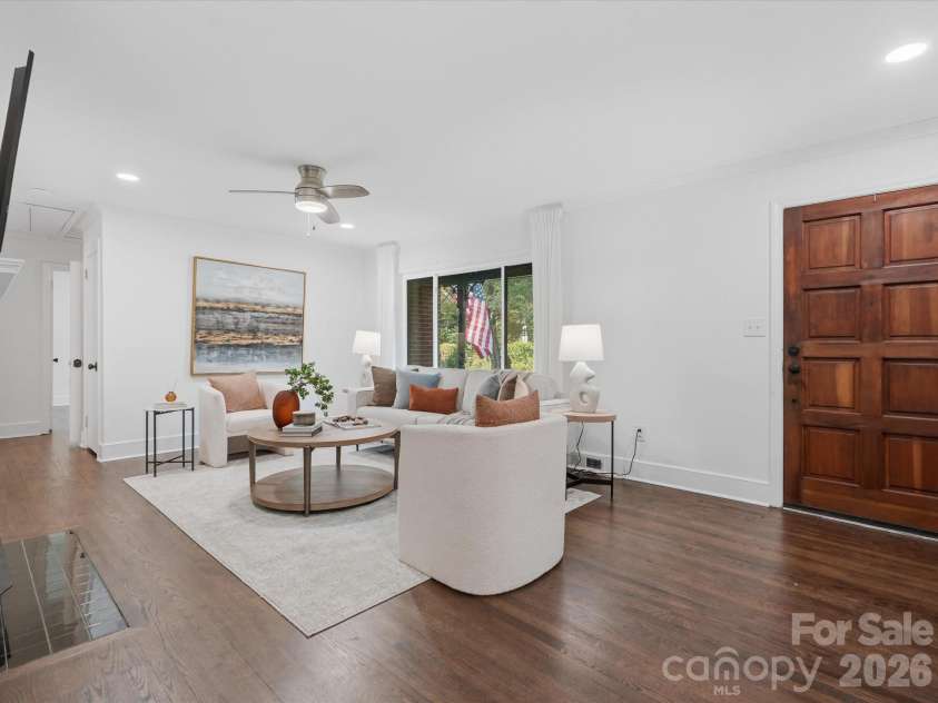 5701 Wilora Lake Road, Charlotte, NC 28212.  MLS# CAR4418324, YatesRealty ID 47285. 