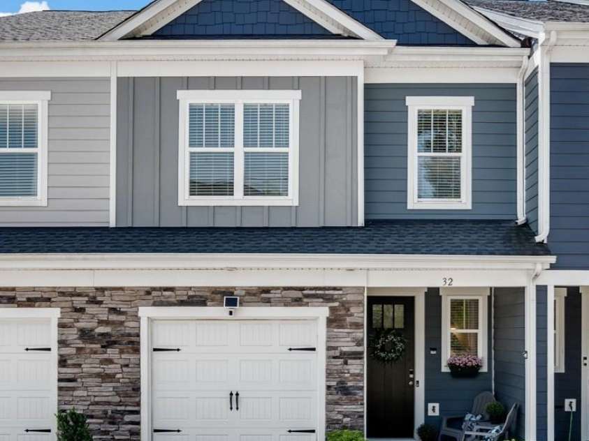 32 Woodsdale Place, Concord, NC 28025.  MLS# CAR4418928, YatesRealty ID 47286. 