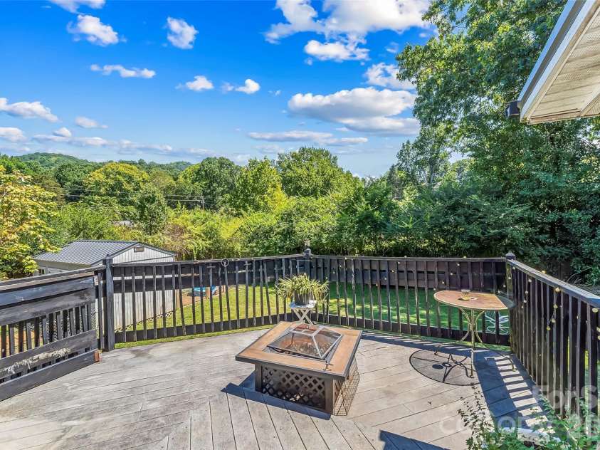 312 Hidden Valley Circle, Canton, NC 28716.  MLS# CAR4417437, YatesRealty ID 47288. 