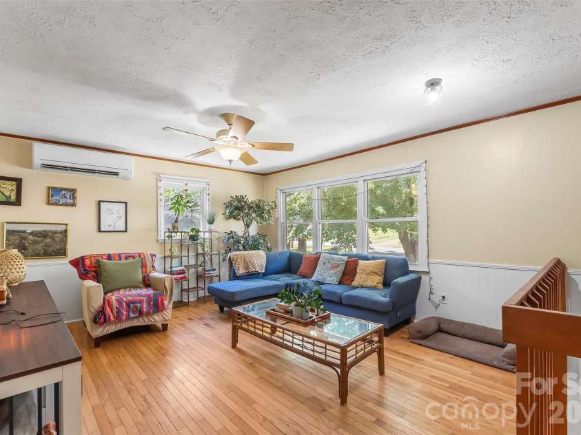 312 Hidden Valley Circle, Canton, NC 28716.  MLS# CAR4417437, YatesRealty ID 47288. 
