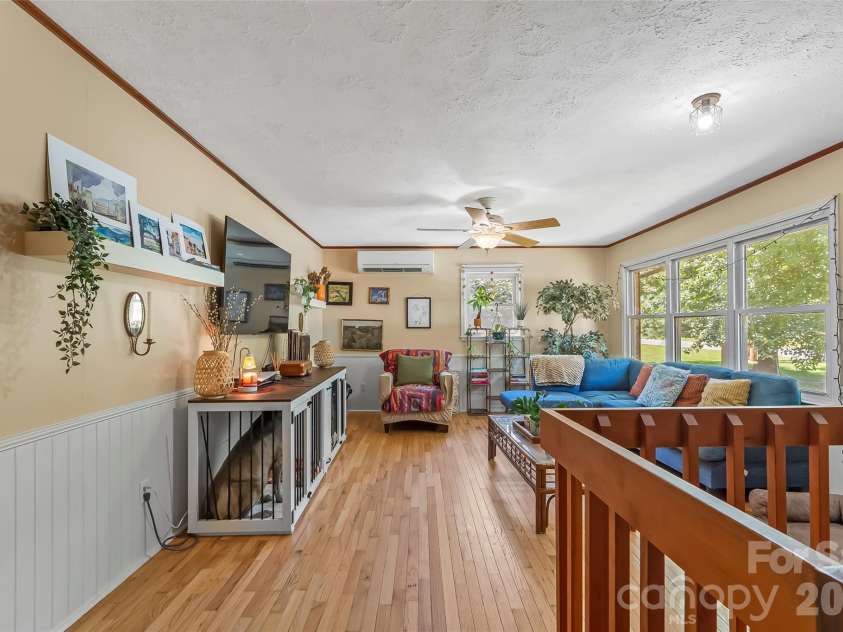 312 Hidden Valley Circle, Canton, NC 28716.  MLS# CAR4417437, YatesRealty ID 47288. 