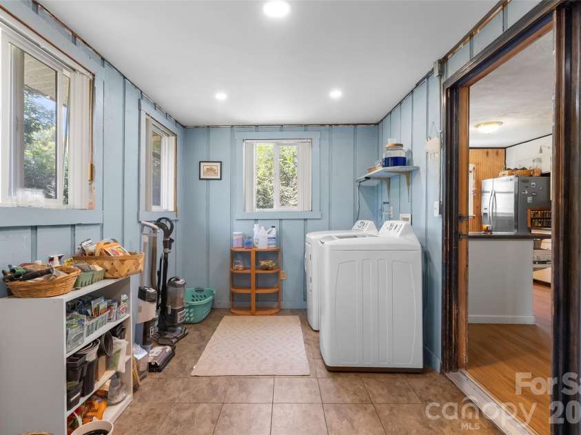 312 Hidden Valley Circle, Canton, NC 28716.  MLS# CAR4417437, YatesRealty ID 47288. 