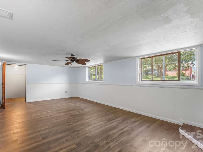 312 Hidden Valley Circle, Canton, NC 28716.  MLS# CAR4417437, YatesRealty ID 47288. 