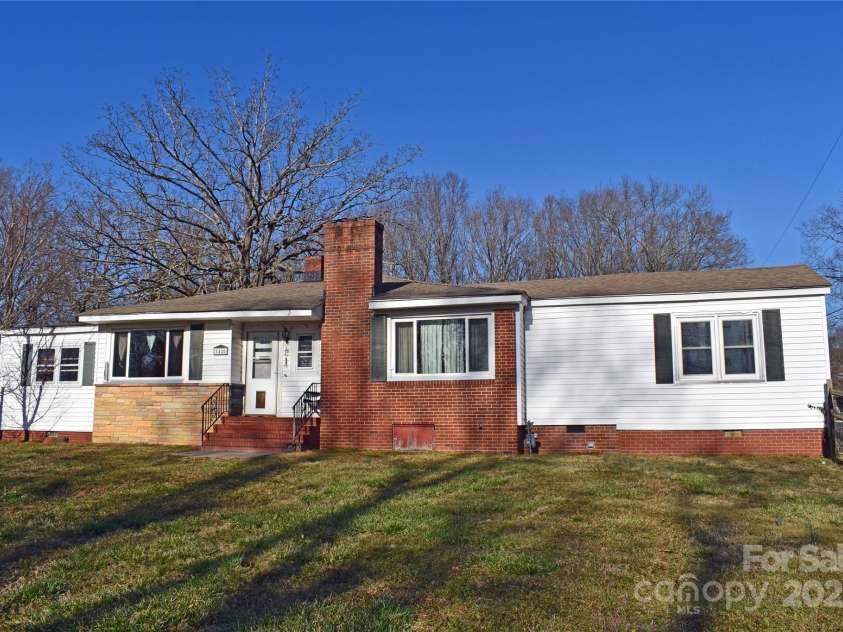 1426 Council Street, Salisbury, NC 28146.  MLS# CAR4228353, YatesRealty ID 4729. 