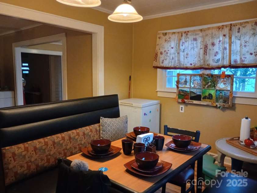 1426 Council Street, Salisbury, NC 28146.  MLS# CAR4228353, YatesRealty ID 4729. 