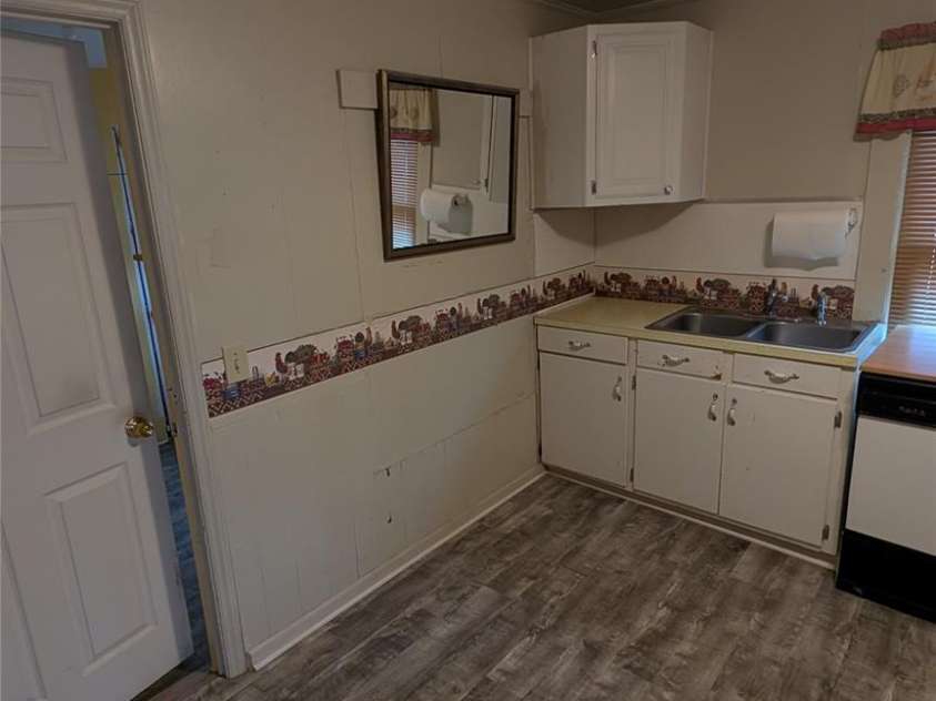 19212 Old Statesville Road, Cornelius, NC 28031.  MLS# CAR4340602, YatesRealty ID 4729. 