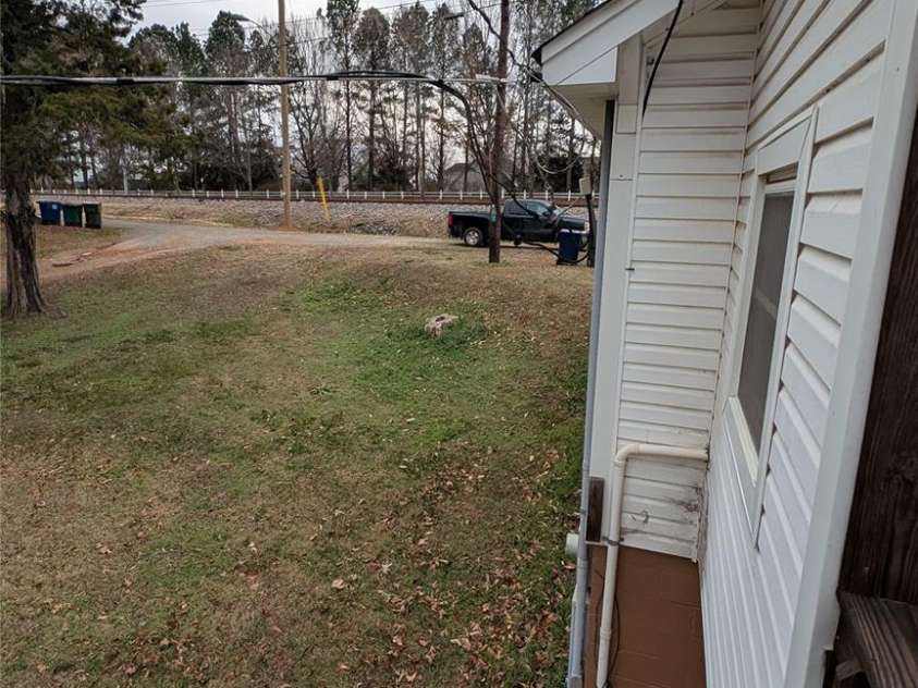 19212 Old Statesville Road, Cornelius, NC 28031.  MLS# CAR4340602, YatesRealty ID 4729. 